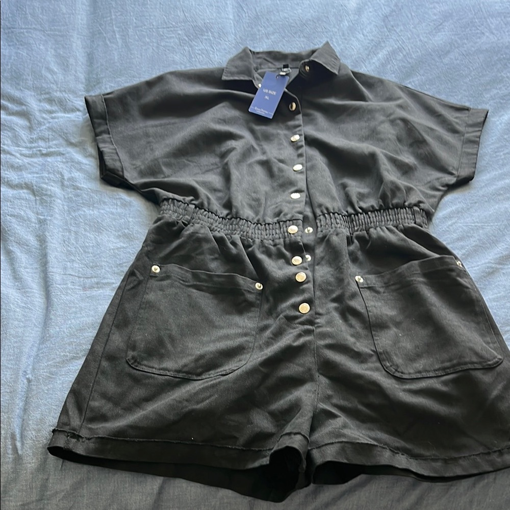 Stylish Black Button-Up Jumpsuit